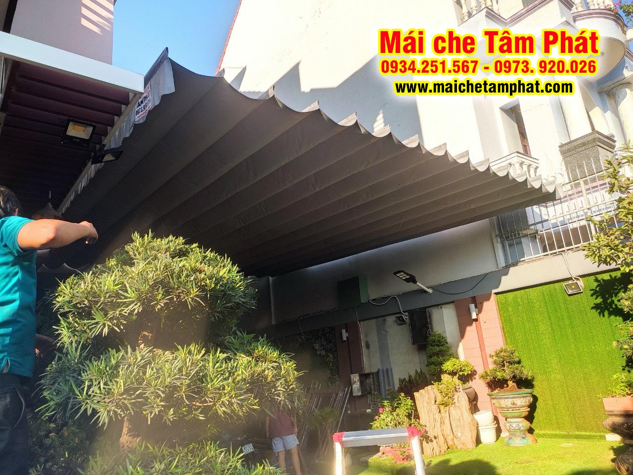 mai-bat-xep-maichetamphat-12 Thi công lắp đặt mái bạt xếp, mái bạt kéo che nắng mưa giá rẻ