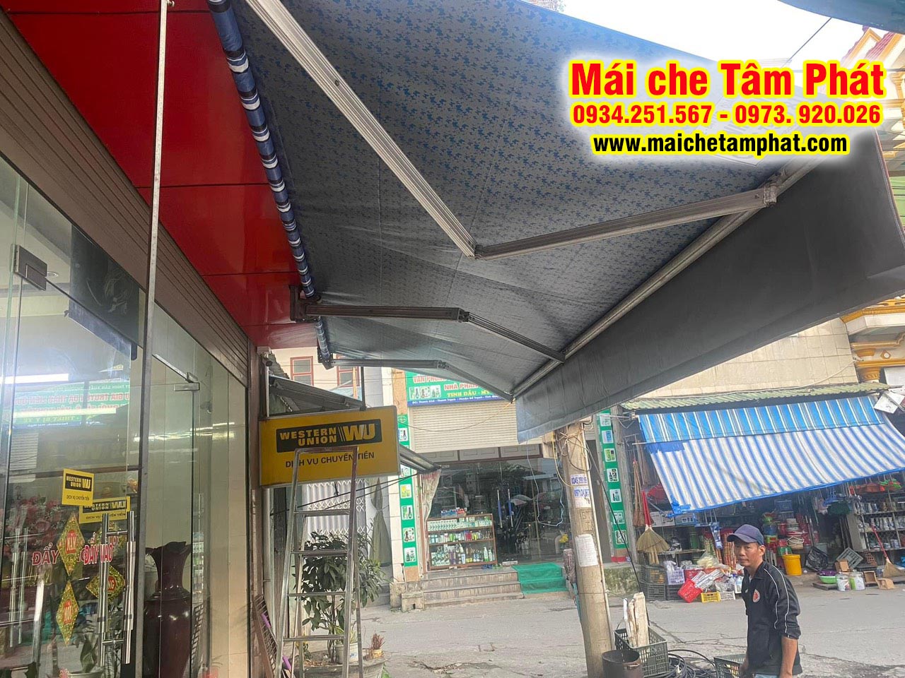Lắp đặt mái hiên di động, mái hiên quay tay che nắng mưa giá rẻ tại Tiền Giang