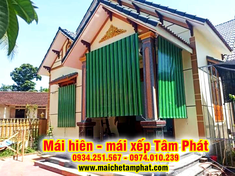 Bạt Cuốn Ngoài Trời Che Cửa Gỗ