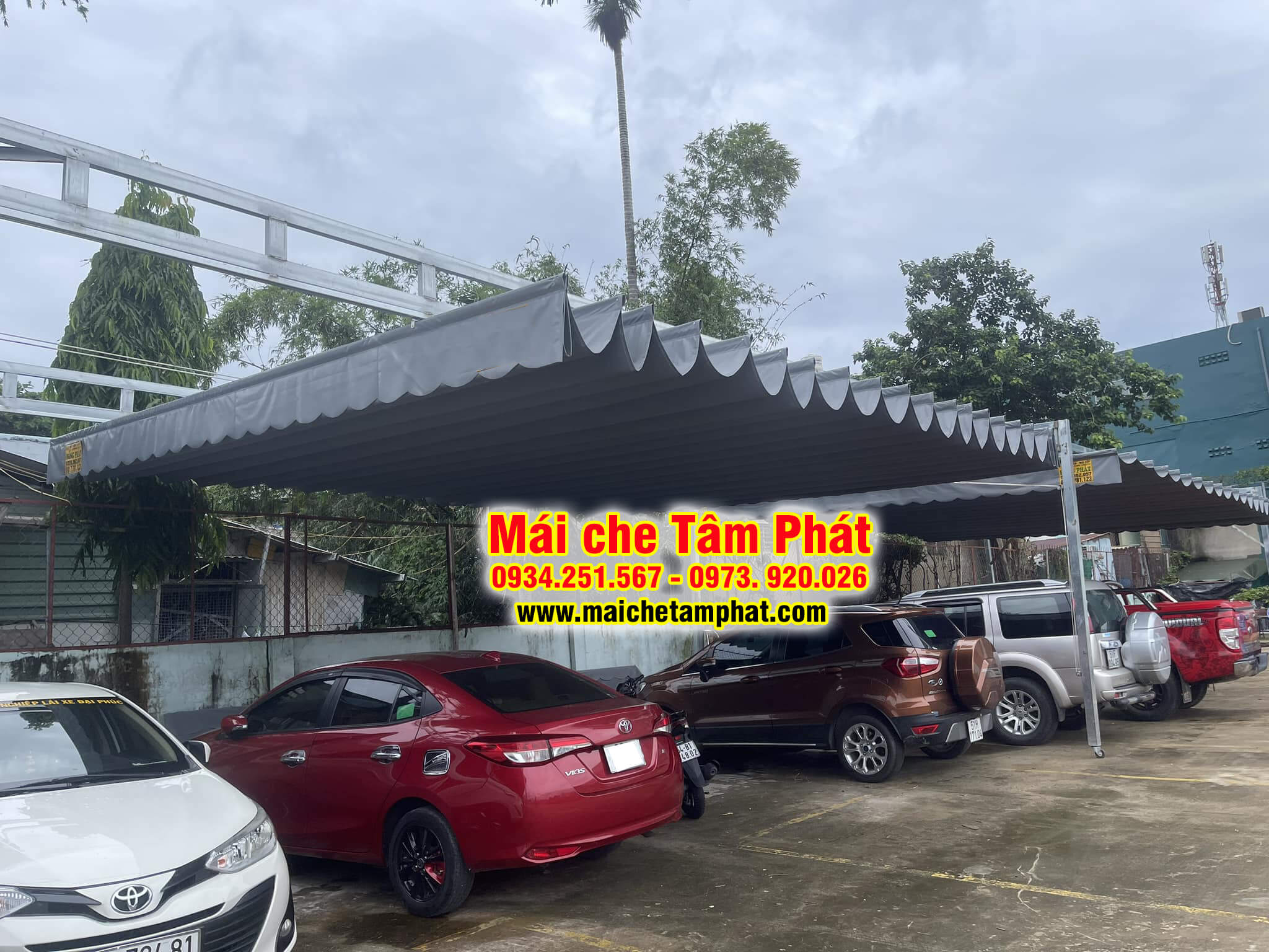 Mái che nhà xe, bãi đậu xe giá rẻ