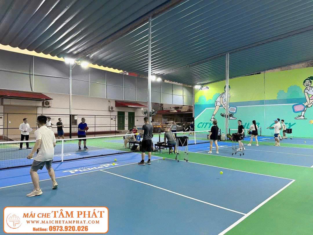 Mái bạt xếp di động che sân pickleball được lắp đặt nhiều nhất