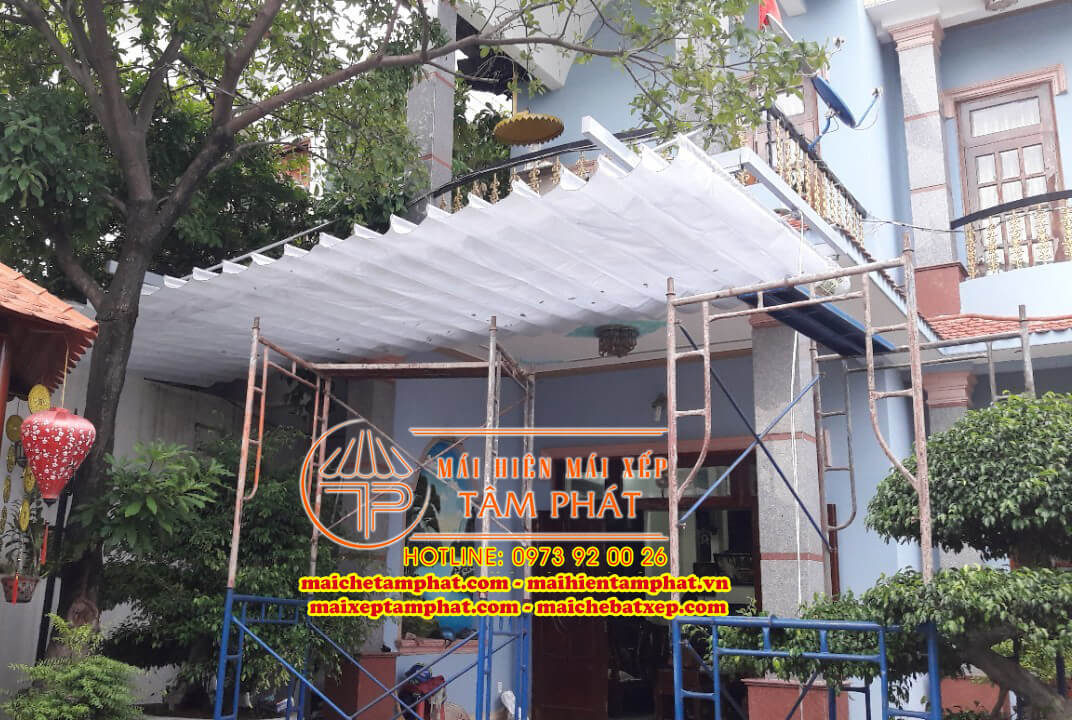 Dịch vụ sửa chữa thay bạt mái hiên mái xếp mái che quận 12 của công ty mái che Tâm Phát